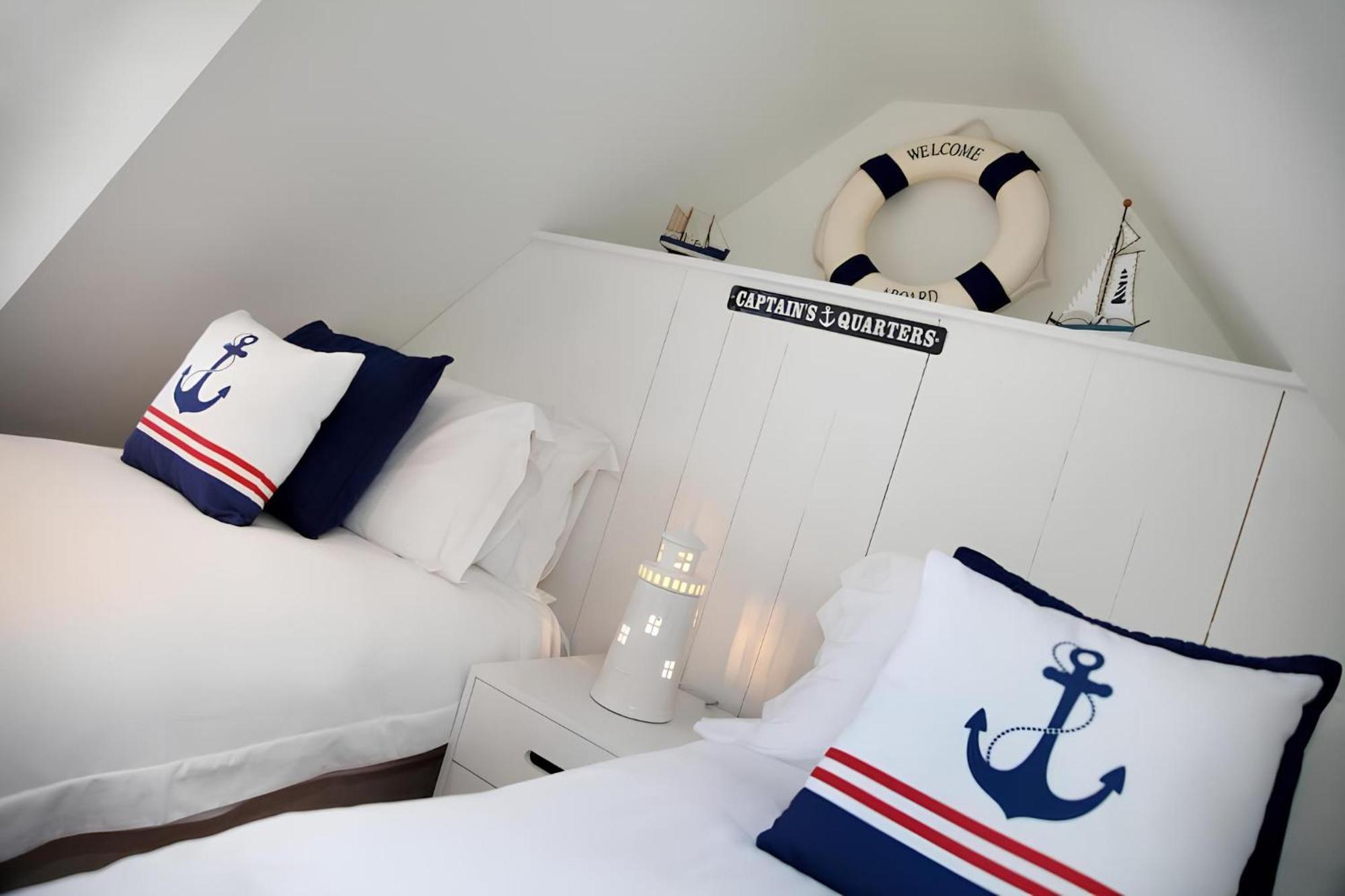 Tucked Away, Beach Access Sleeps 4 The Mumbles Exterior photo